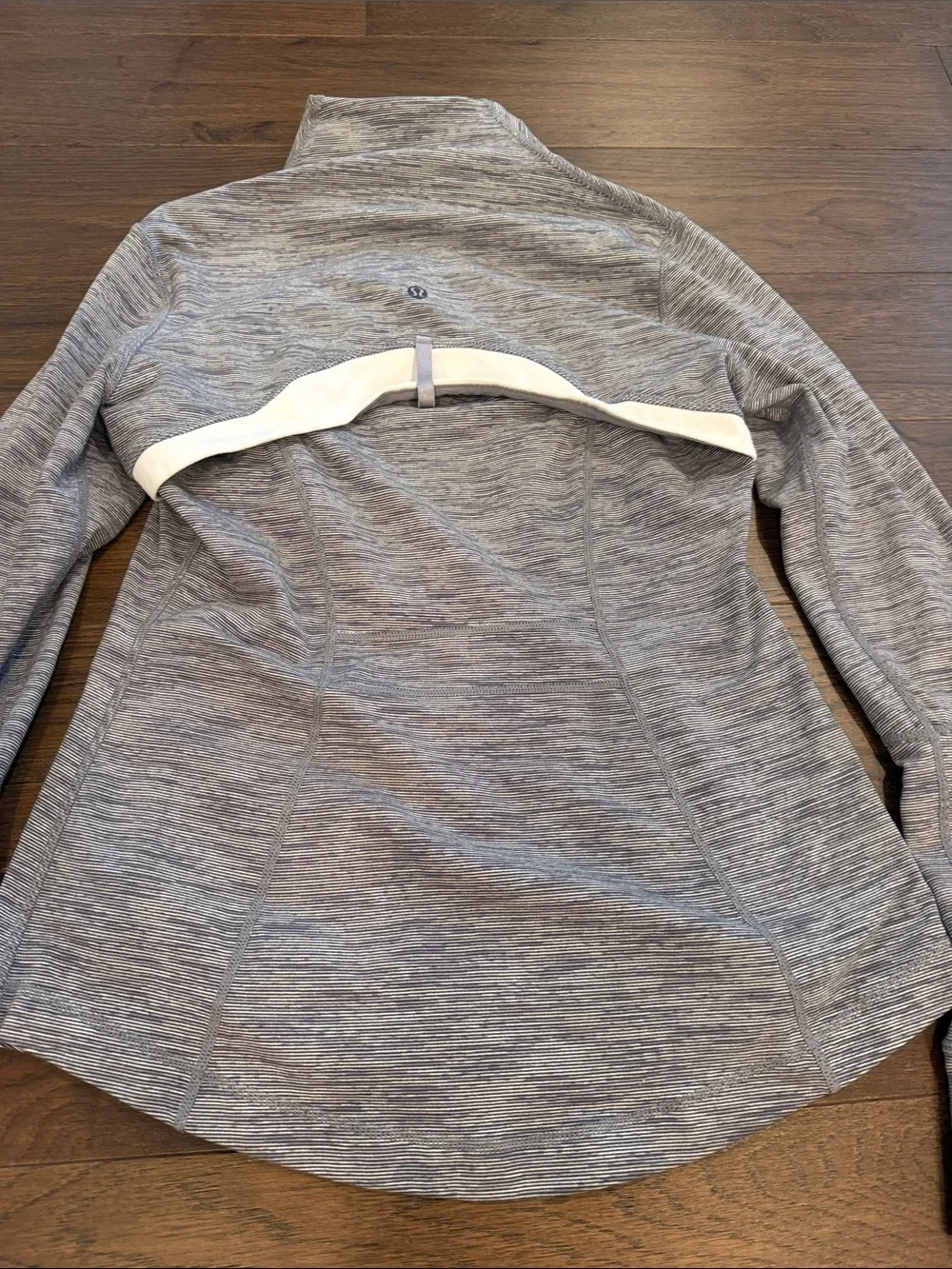Lululemon Define Jacket in Wee Are From Space Coal Fossil Size 8 - C67-010